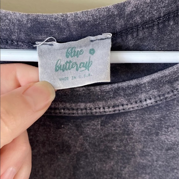 Blue Buttercup fringe sleeve top - Picture 2 of 2